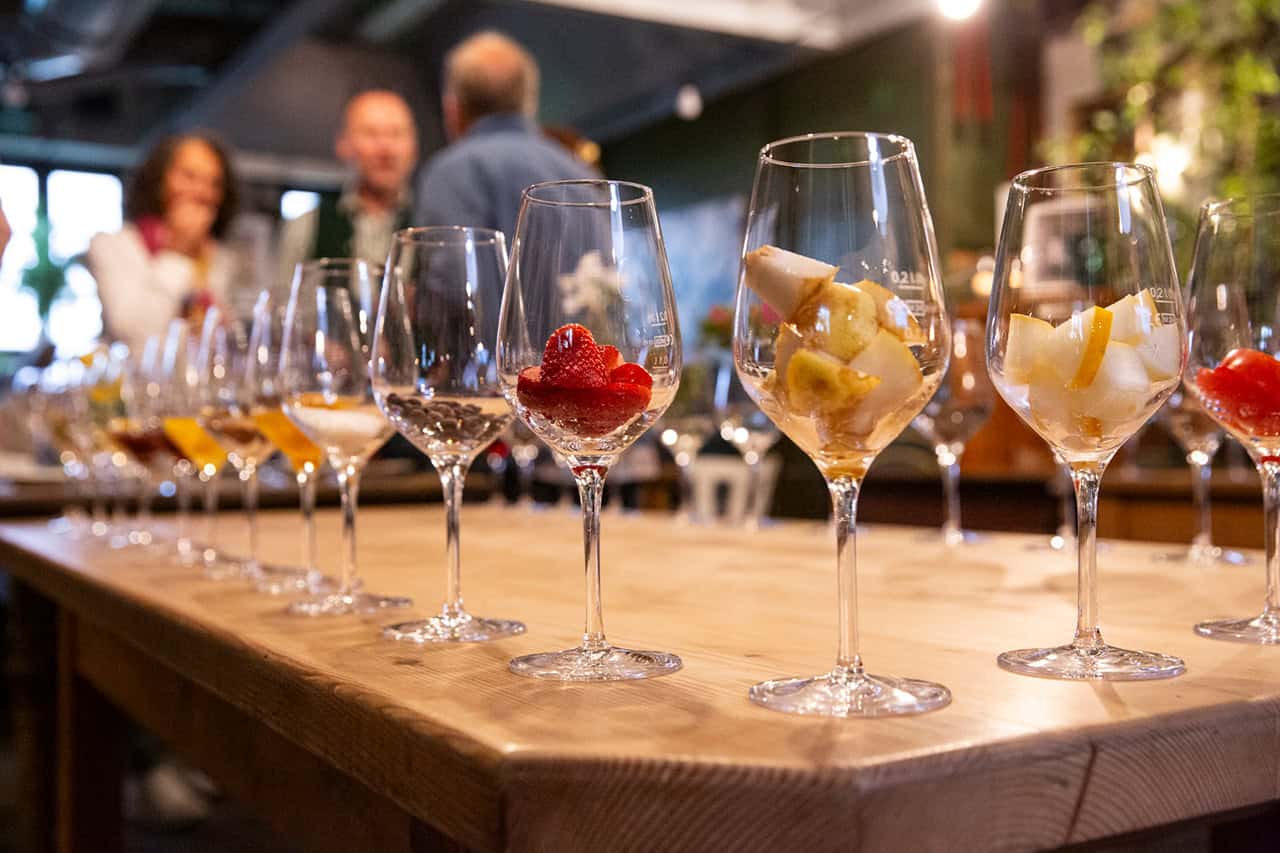 Sensorikschulung Fischer Weine - Fruchtaromen erkennen